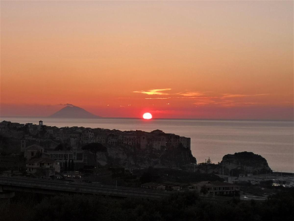 Il Pastore Serafino Tropea Bagian luar foto